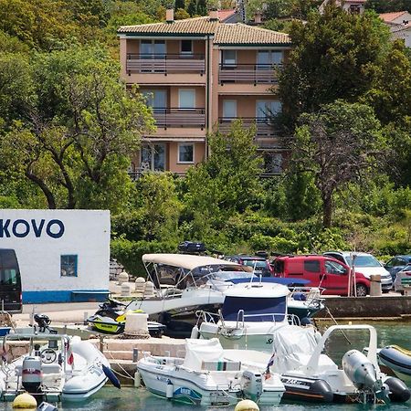Lukovo Seafront Apartments Eksteriør billede
